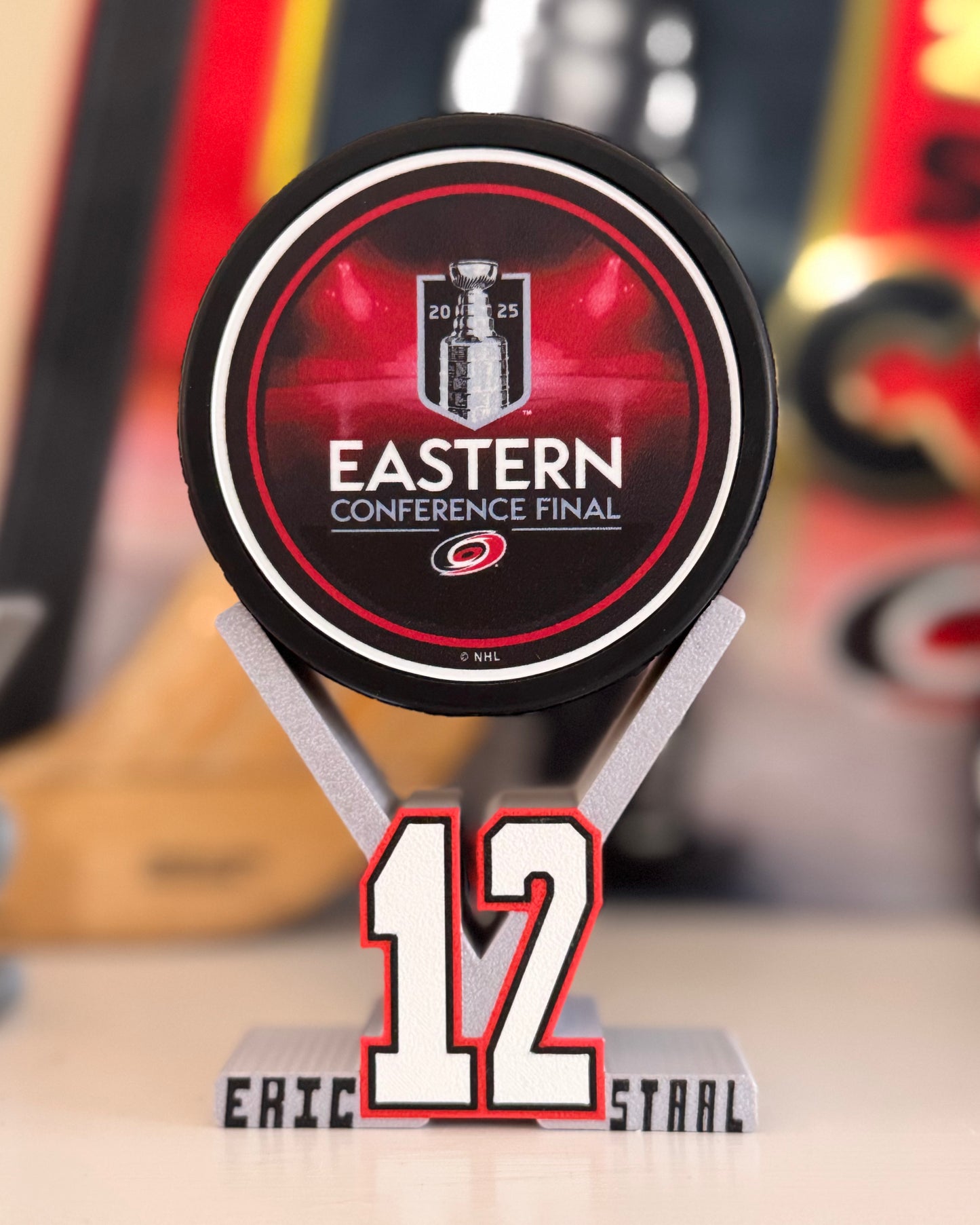 Eric Staal puck holder